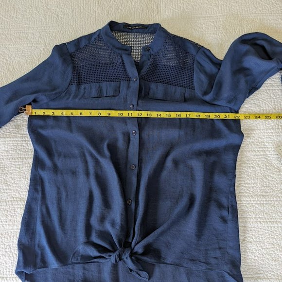 NWT Zac & Rachel Navy Button Down Top - Size Large - Picture 12 of 13